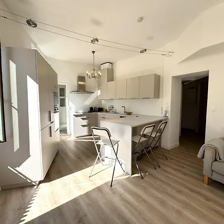 Cc Ot L Atelier Du Collet Old Town Promenade Des